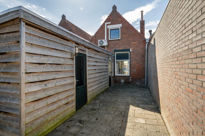 Photo 5 of Prins Hendrikstraat 10