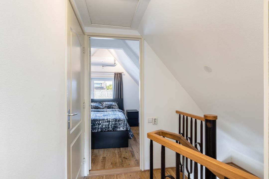 Photo 13 of Prins Hendrikstraat 10