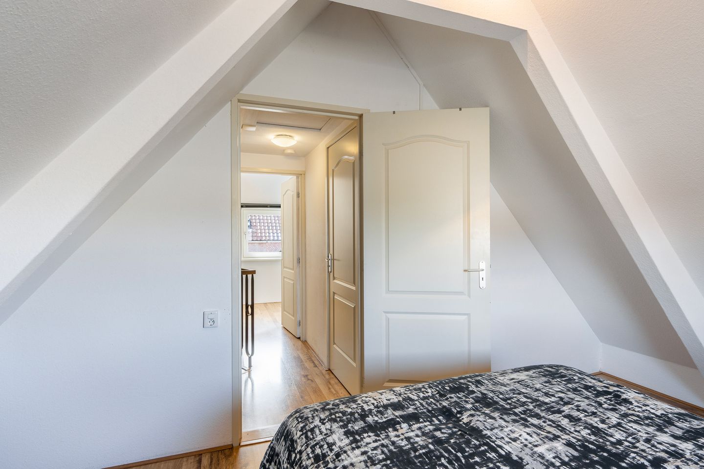 Photo 19 of Prins Hendrikstraat 10