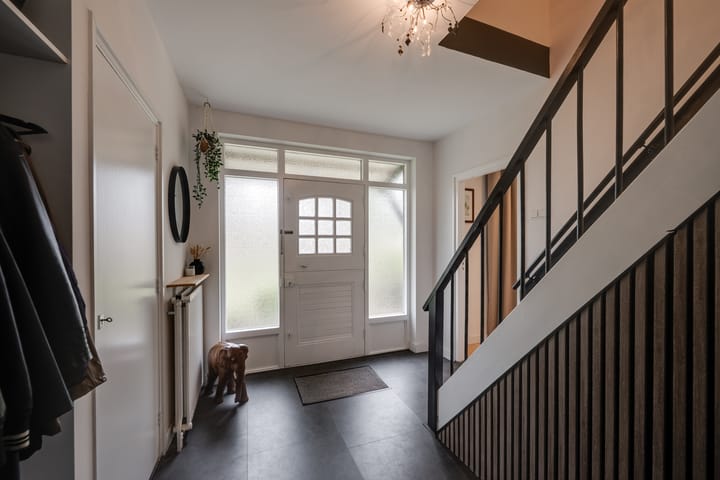 Foto 10 van Overveldsestraat 4