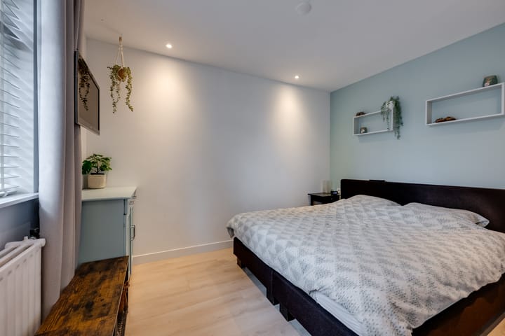 Foto 12 van Overveldsestraat 4