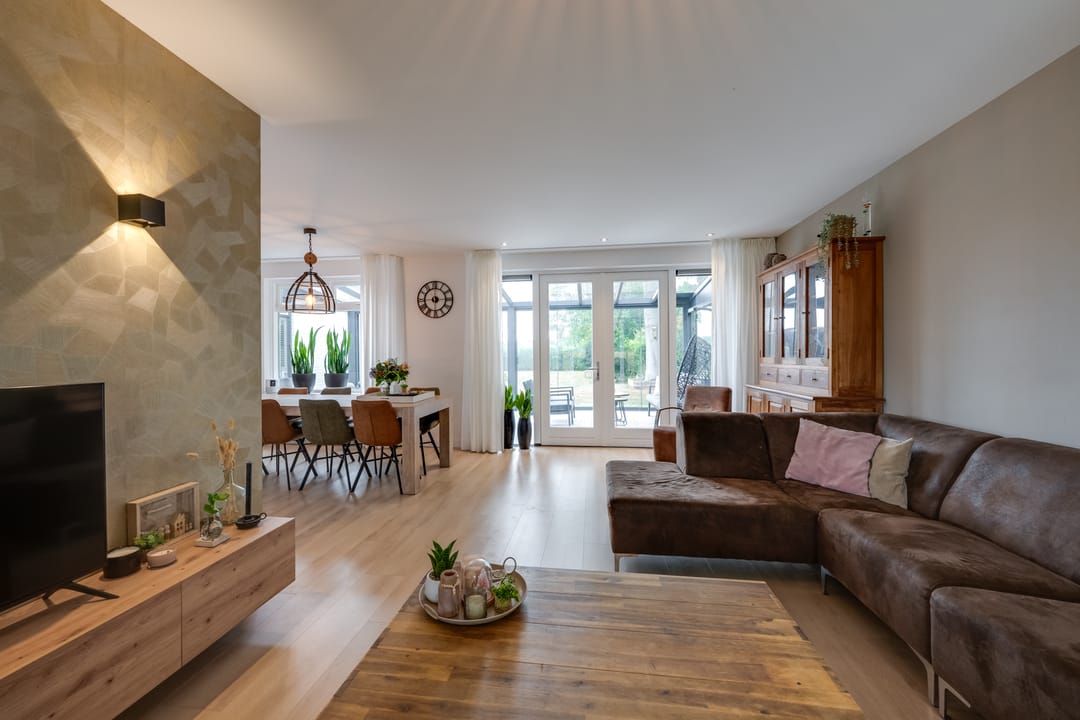 Foto 16 van Overveldsestraat 4