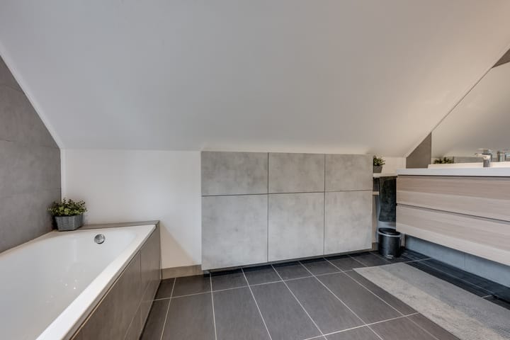 Foto 41 van Overveldsestraat 4