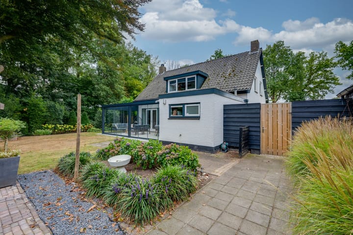 Foto 46 van Overveldsestraat 4