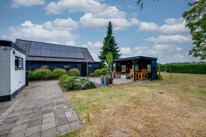 Foto 47 van Overveldsestraat 4