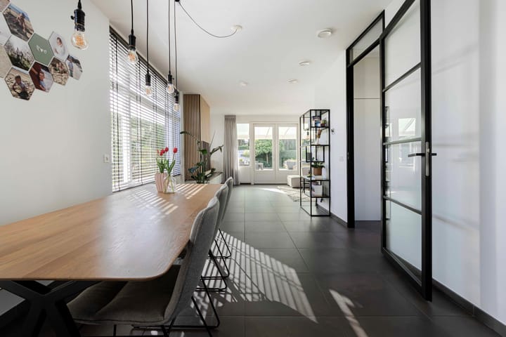 Foto 5 van Johan Hoenplantsoen 17