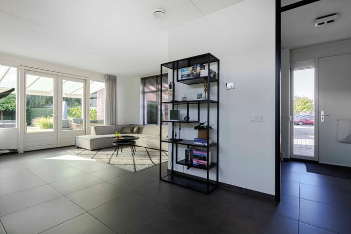 Foto 7 van Johan Hoenplantsoen 17