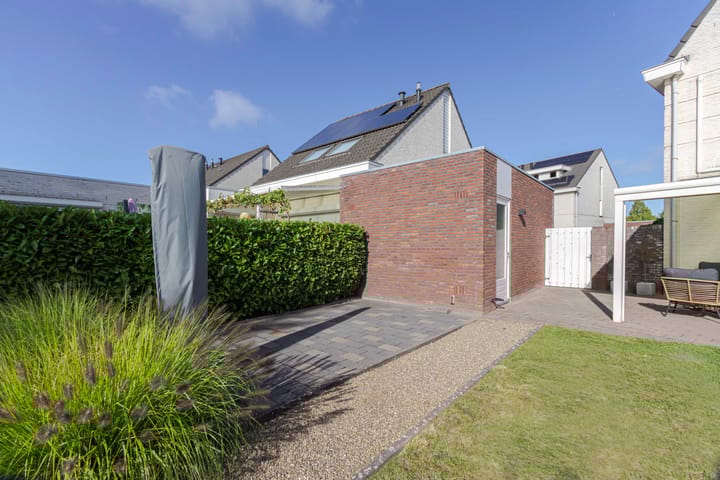 Foto 43 van Johan Hoenplantsoen 17