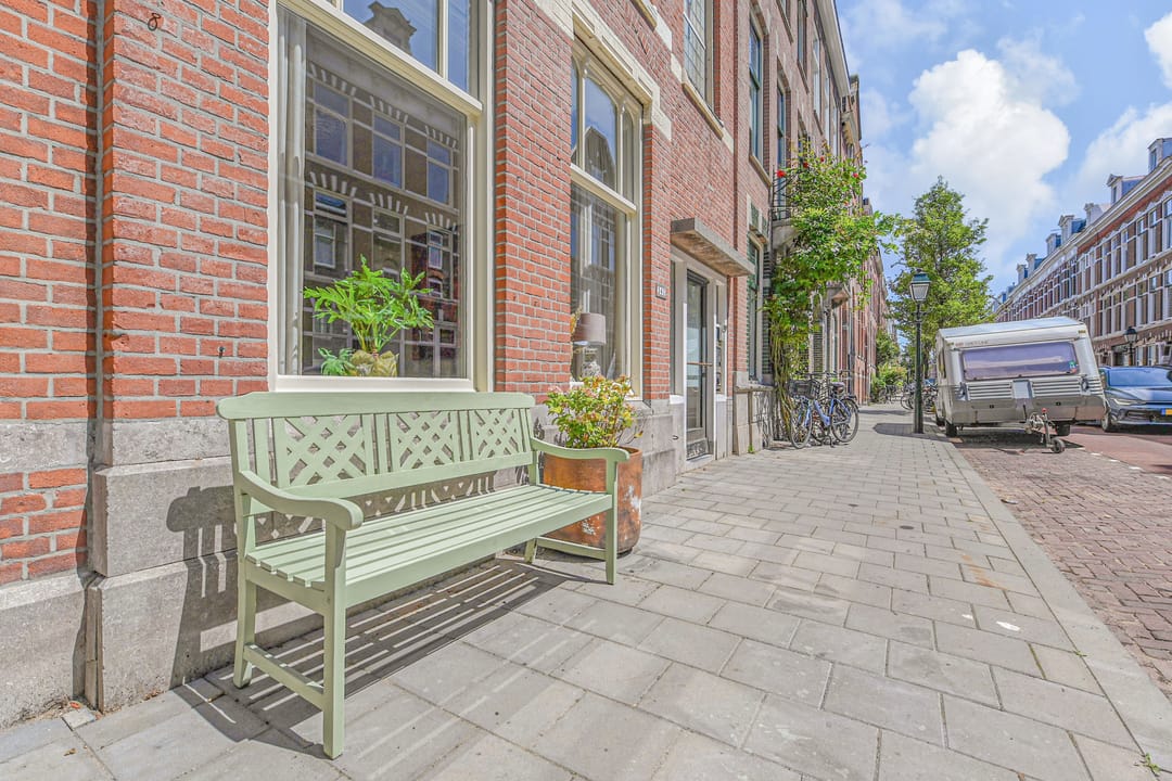 Photo 2 of Obrechtstraat 341