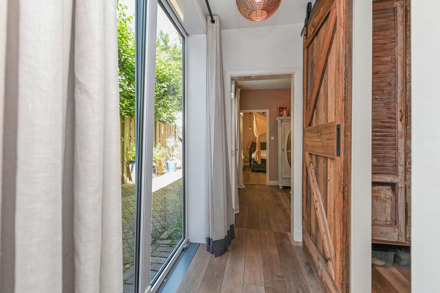 Photo 20 of Obrechtstraat 341