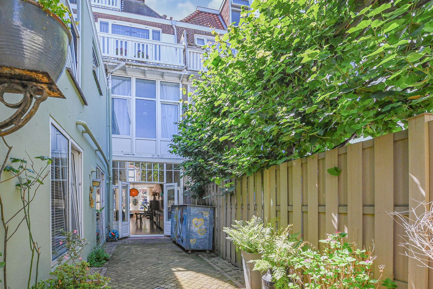 Photo 34 of Obrechtstraat 341