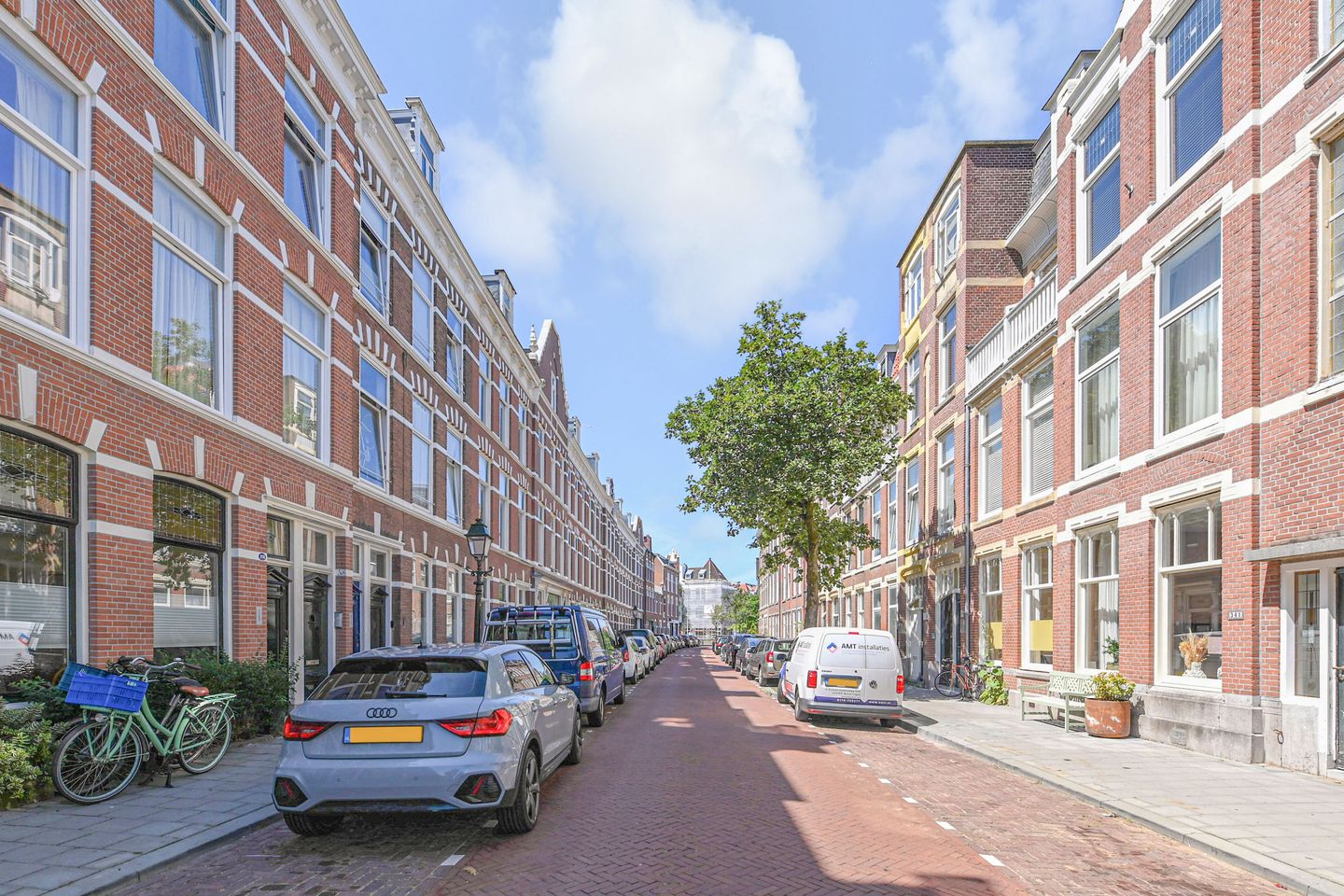 Photo 35 of Obrechtstraat 341