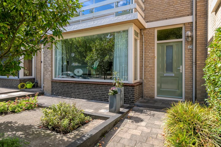 Photo 2 of Poelekes 25