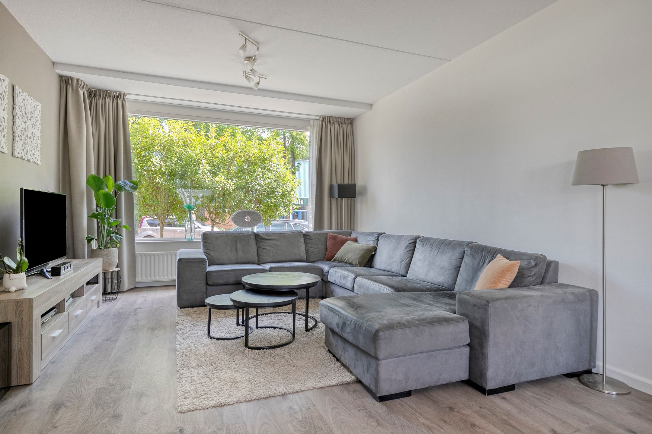 Photo 3 of Poelekes 25