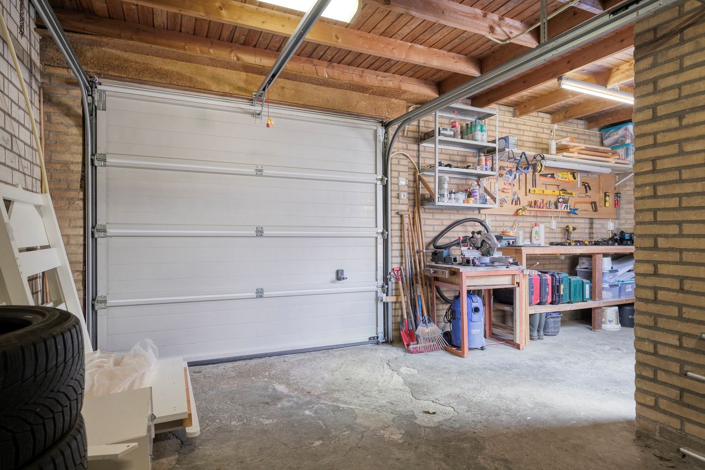 Photo 44 of Poelekes 25