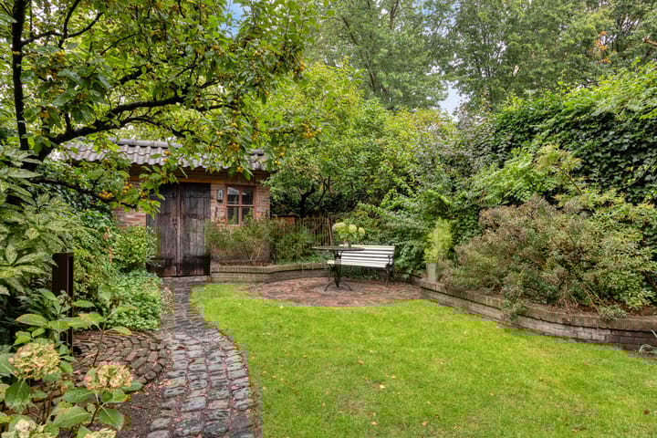 Photo 20 of Floraliastraat 67