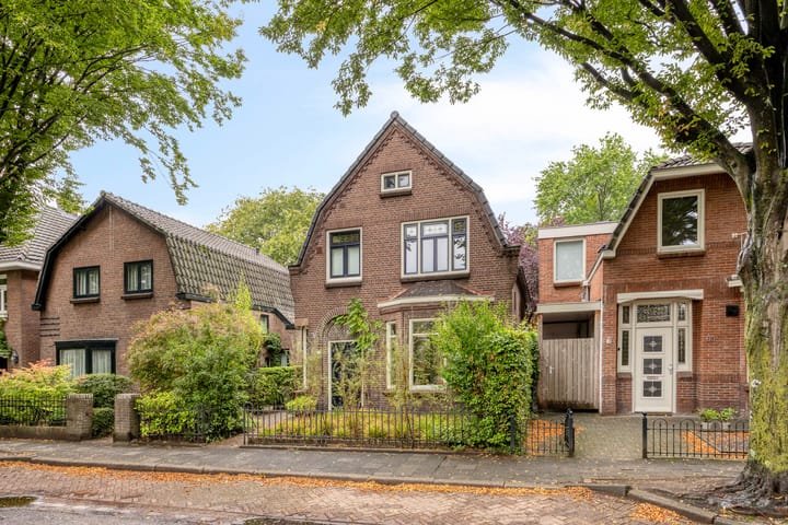 Photo 33 of Floraliastraat 67