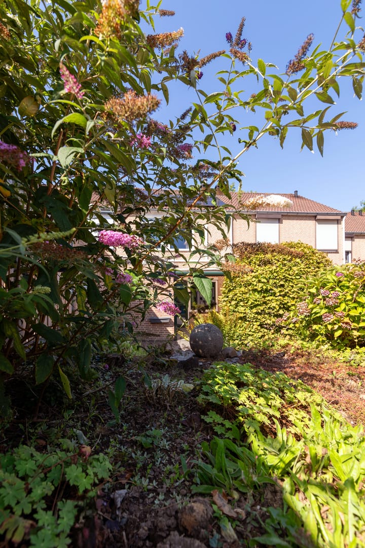 Foto 30 van Bloemenstraat 40