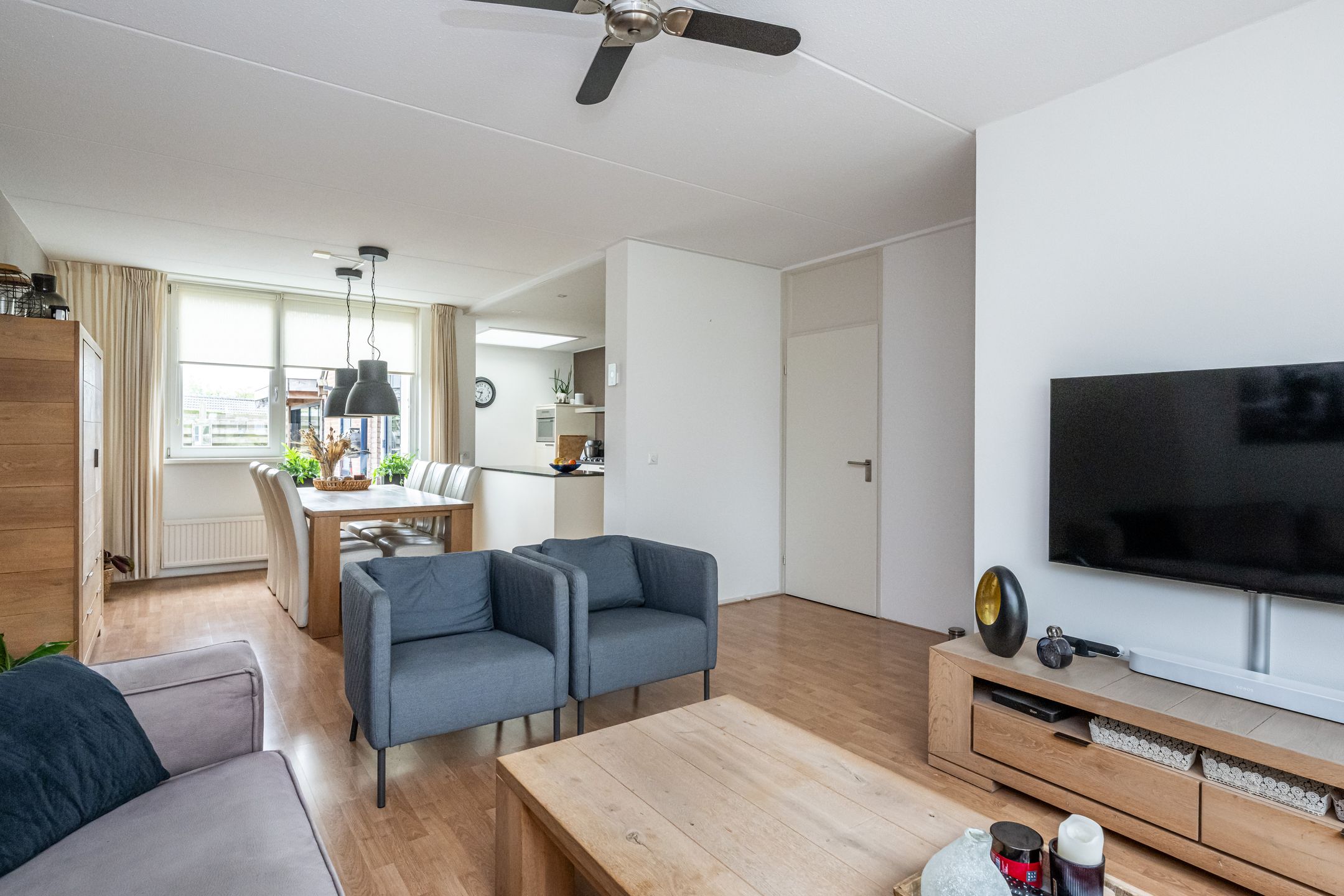 Foto 6 van Melkweg 52