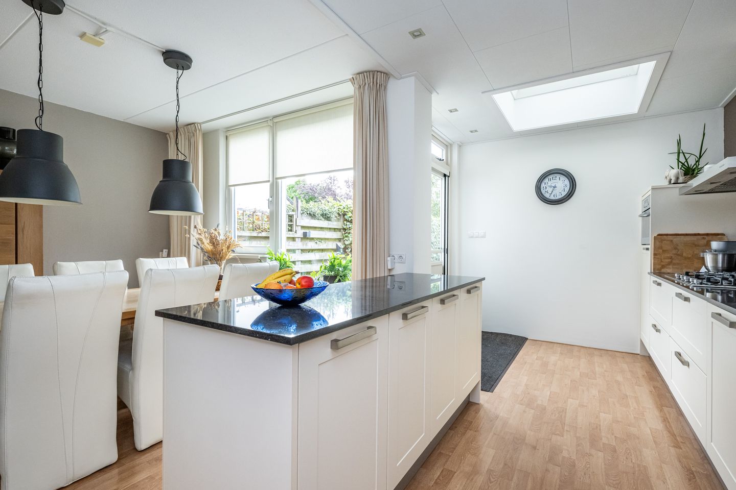 Foto 10 van Melkweg 52