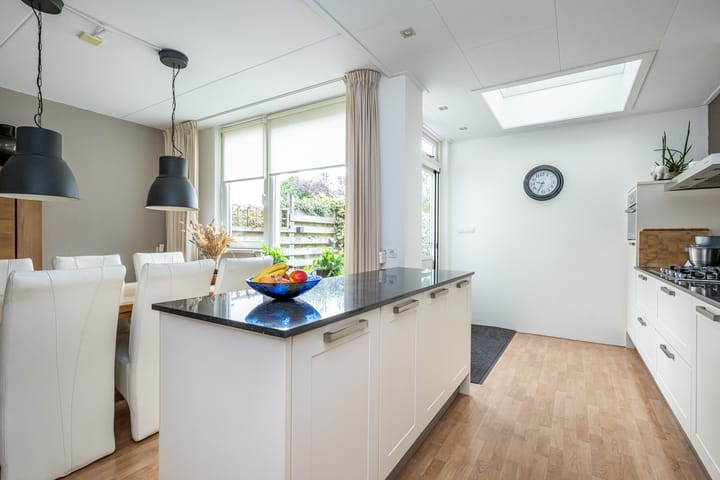 Foto 10 van Melkweg 52