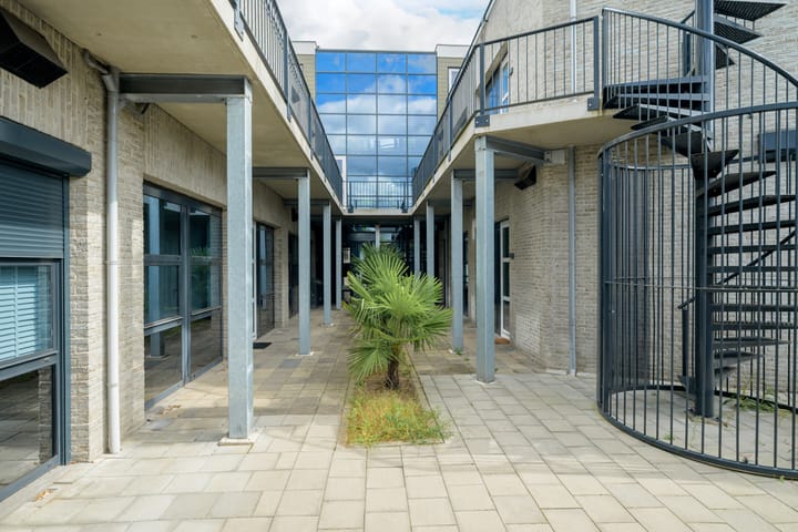 Foto 25 van Mastbosstraat 12-B4