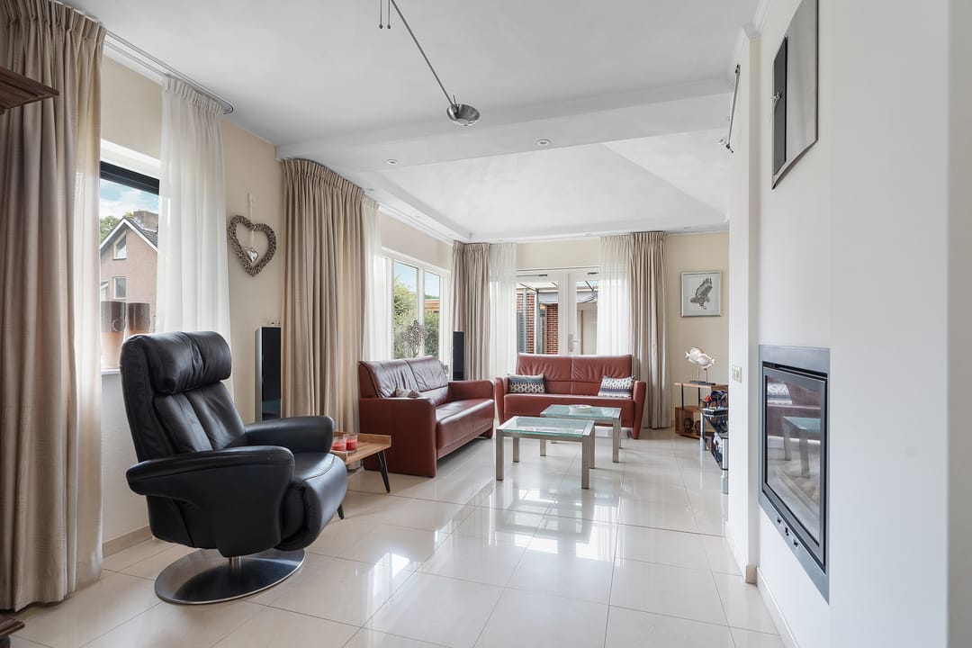 Photo 8 of Middag 67