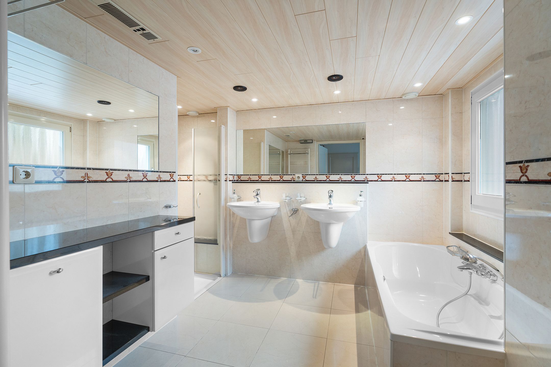 Photo 30 of Middag 67