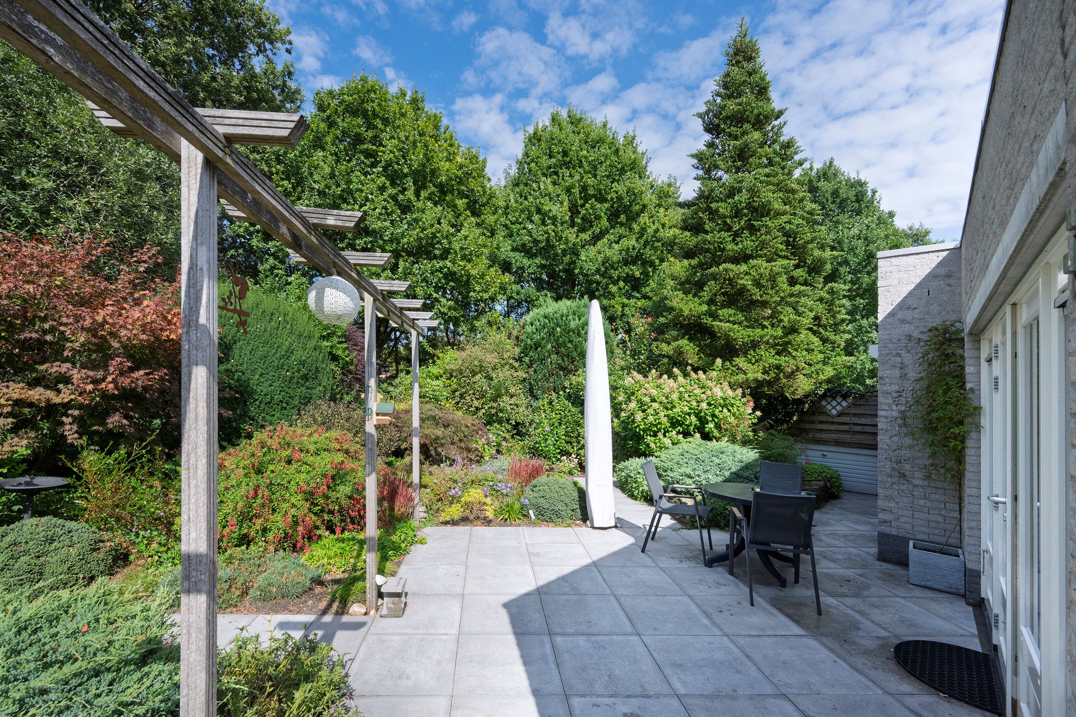 Photo 24 of Taxuslaan 39