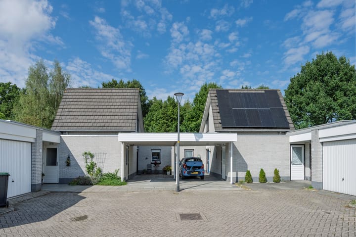 Foto 27 van Taxuslaan 39