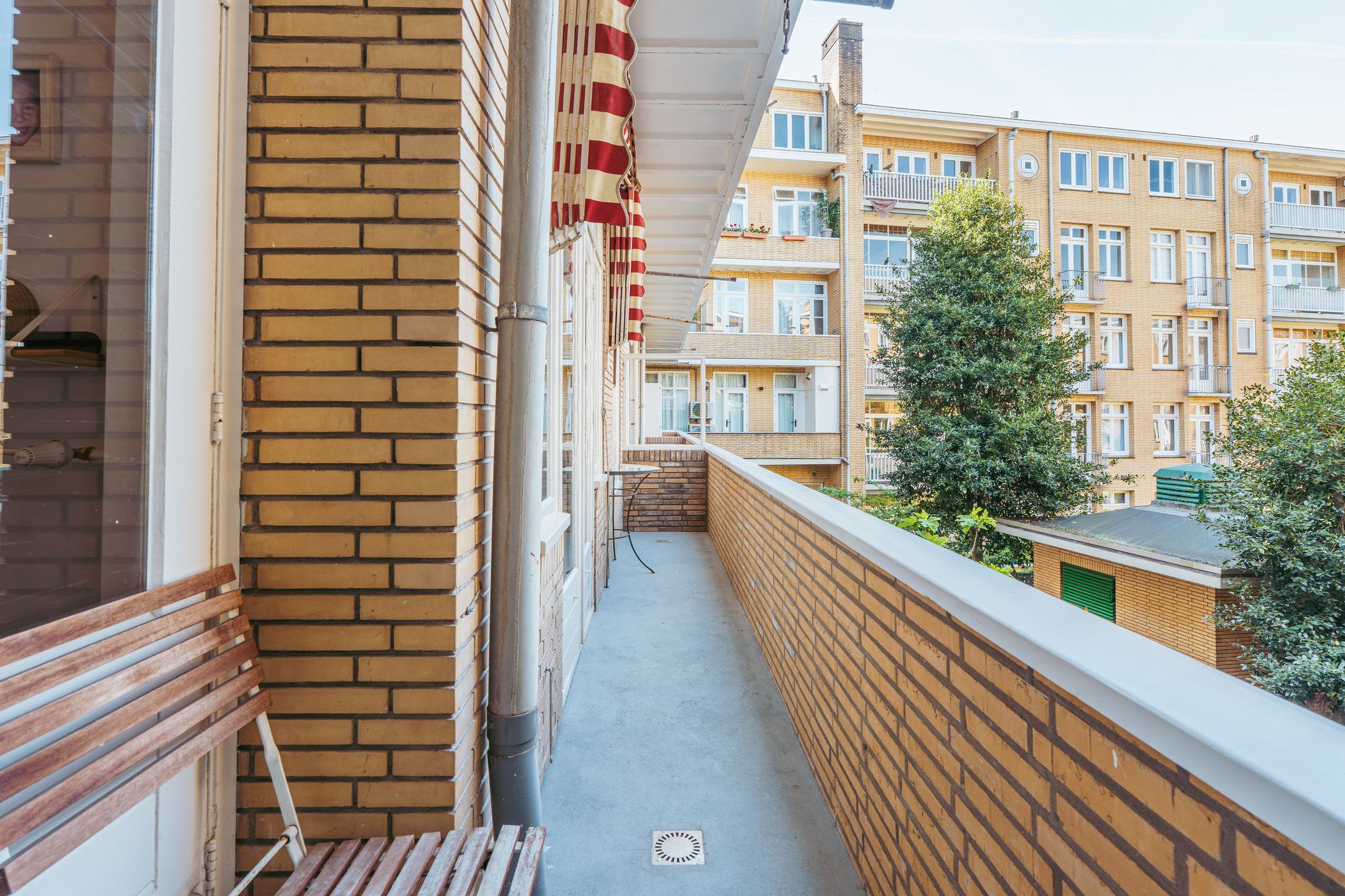 Photo 3 of Beethovenstraat 90-1G