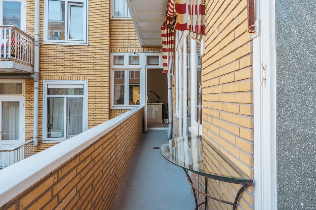 Photo 11 of Beethovenstraat 90-1G