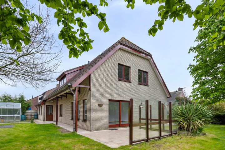 Photo 2 of Hoefijzer 5