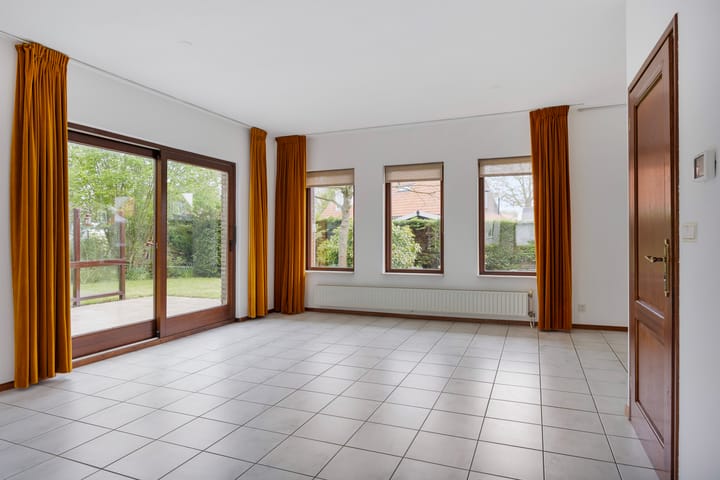 Photo 4 of Hoefijzer 5