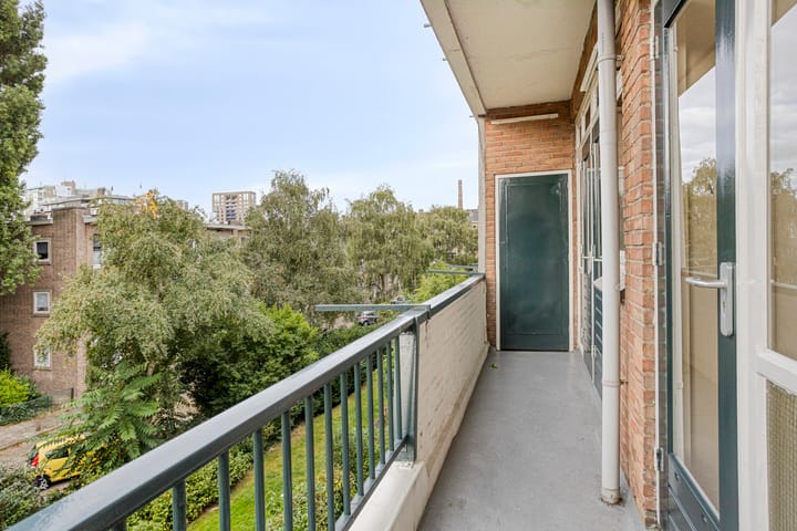 Foto 3 van Vredenoordlaan 46-C