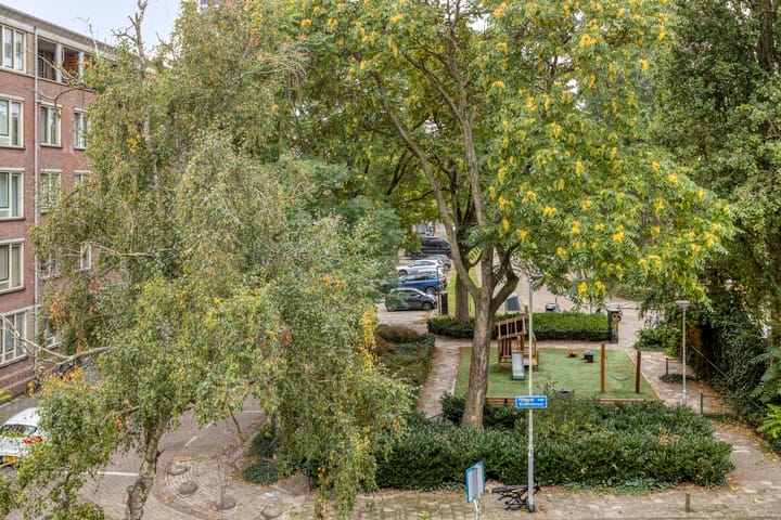 Foto 15 van Vredenoordlaan 46-C