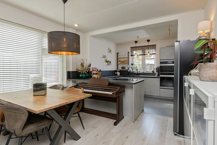 Photo 11 of Reeënlaan 11