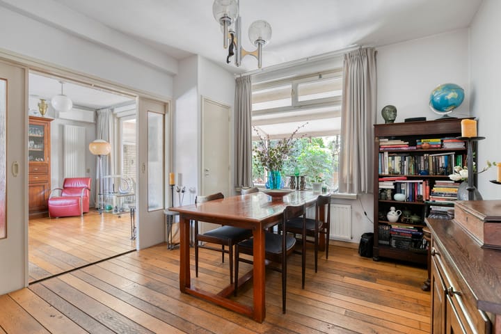 Foto 9 van Pr. Bernhardstraat 1