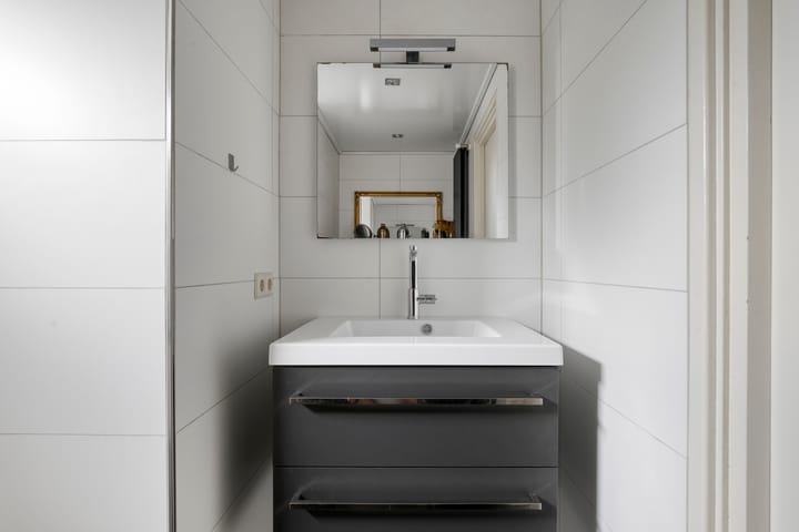 Foto 36 van Pr. Bernhardstraat 1