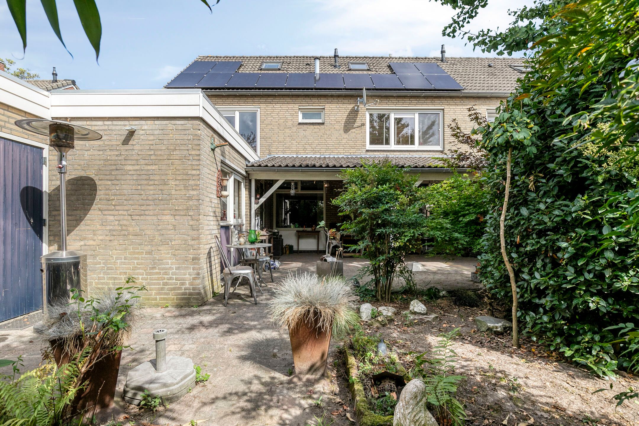 Foto 51 van Pr. Bernhardstraat 1