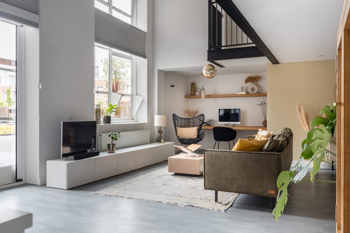 Foto 12 van Reeweg Oost 123-E