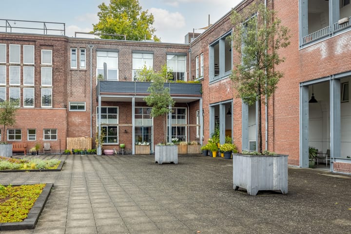 Foto 47 van Reeweg Oost 123-E