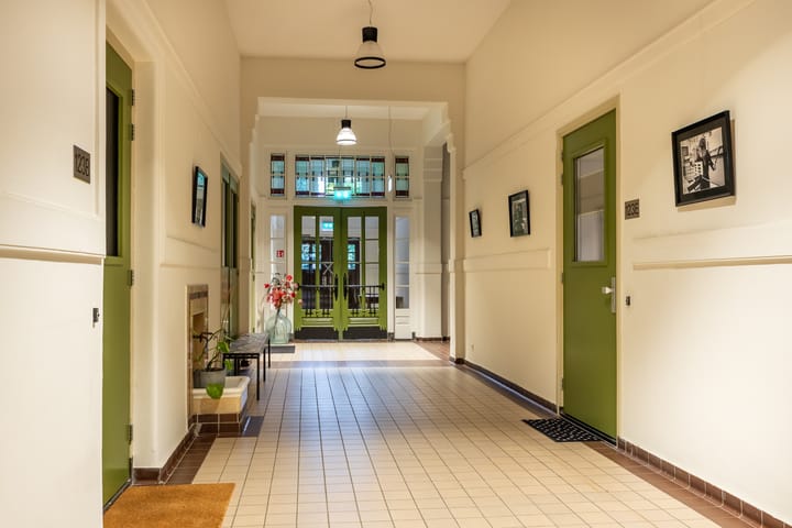 Foto 49 van Reeweg Oost 123-E