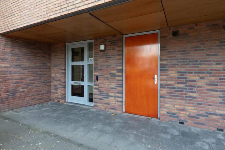 Foto 6 van Luttenberg 70