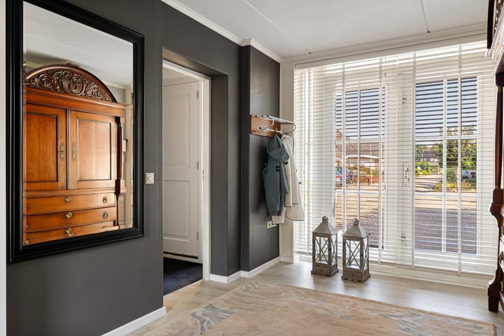 Photo 4 of Dorsstok 28