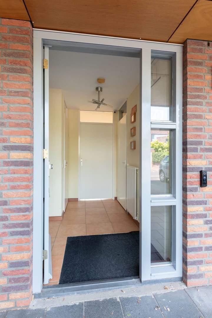 Foto 7 van Luttenberg 70