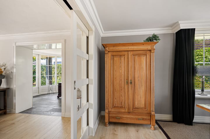 Photo 15 of Dorsstok 28