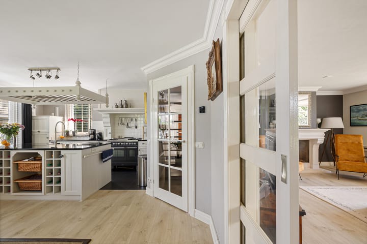 Photo 16 of Dorsstok 28