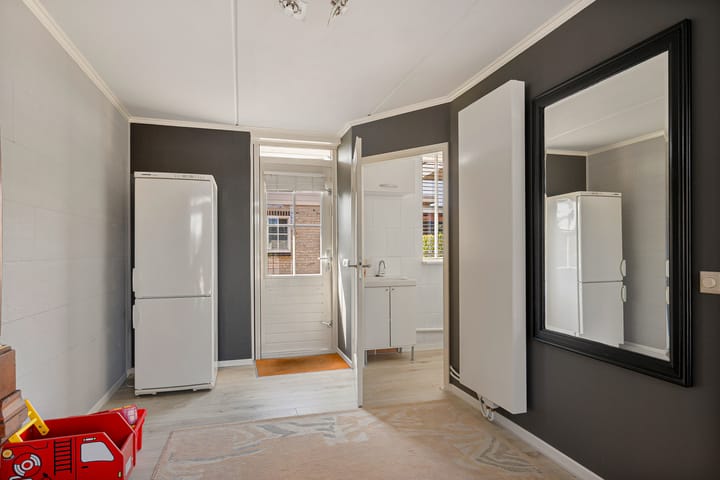 Photo 26 of Dorsstok 28