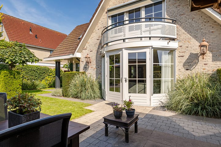 Photo 49 of Dorsstok 28